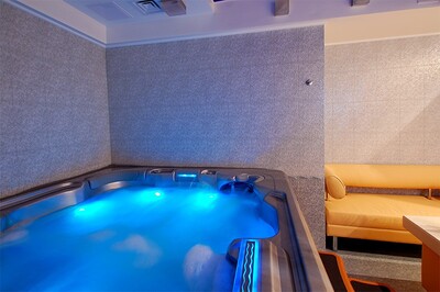 Saunas Complex «Sophia’s Posad» reviews, bath/sauna Sofiivska Borshchahivka  district Sofievska Borschagivka, Kyivs`ka st, 81/2, photo, address with a travel card.