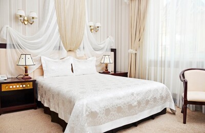 Saunas Complex «Sophia’s Posad» reviews, bath/sauna Sofiivska Borshchahivka  district Sofievska Borschagivka, Kyivs`ka st, 81/2, photo, address with a travel card.