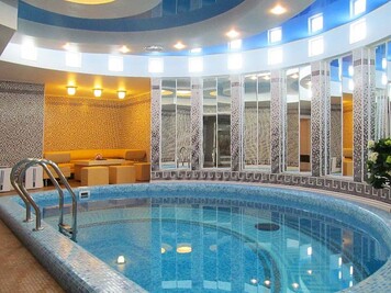 Saunas Complex «Sophia’s Posad» reviews, bath/sauna Sofiivska Borshchahivka  district Sofievska Borschagivka, Kyivs`ka st, 81/2, photo, address with a travel card.