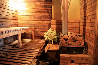 Bath on the wood in the village. Troyeshchina reviews, bath/sauna Kyiv Desnyansky district  from. Troeshina, st. P.Zaporozhets, 10, photo, address with a travel card.