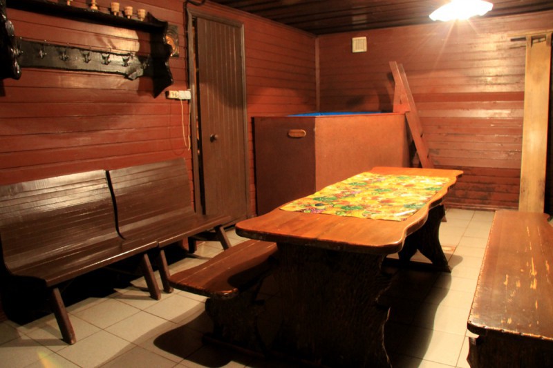 Bath on the wood in the village. Troyeshchina reviews, bath/sauna Kyiv Desnyansky district  from. Troeshina, st. P.Zaporozhets, 10, photo, address with a travel card.