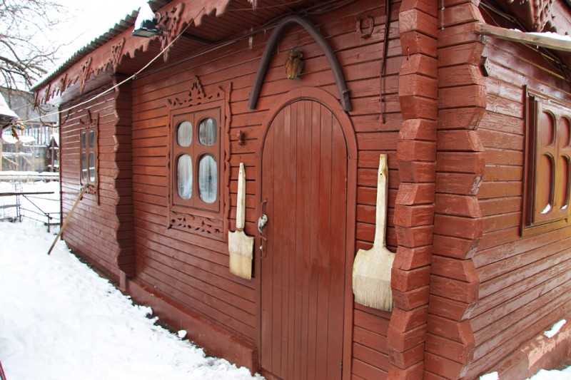 Bath on the wood in the village. Troyeshchina reviews, bath/sauna Kyiv Desnyansky district  from. Troeshina, st. P.Zaporozhets, 10, photo, address with a travel card.