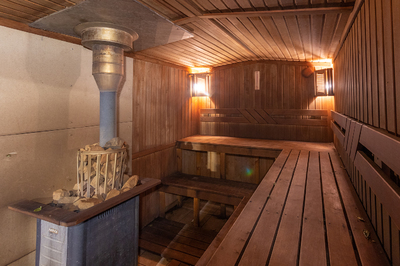 Sauna on the wood «Emerald» reviews, bath/sauna Kyiv Obolonsky district st. Prirechnaya, 37 (on the banks of the Dnieper), photo, address with a travel card.