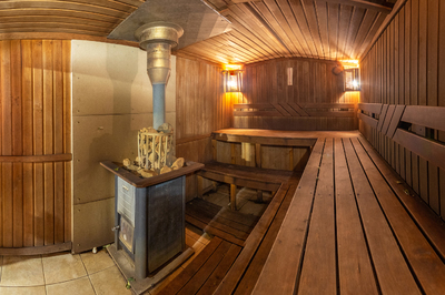 Sauna on the wood «Emerald» reviews, bath/sauna Kyiv Obolonsky district st. Prirechnaya, 37 (on the banks of the Dnieper), photo, address with a travel card.