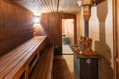 Sauna on the wood «Emerald» reviews, bath/sauna Kyiv Obolonsky district st. Prirechnaya, 37 (on the banks of the Dnieper), photo, address with a travel card.