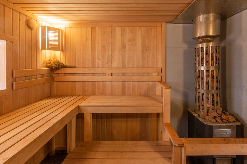 Sauna on the wood «Emerald» reviews, bath/sauna Kyiv Obolonsky district st. Prirechnaya, 37 (on the banks of the Dnieper), photo, address with a travel card.