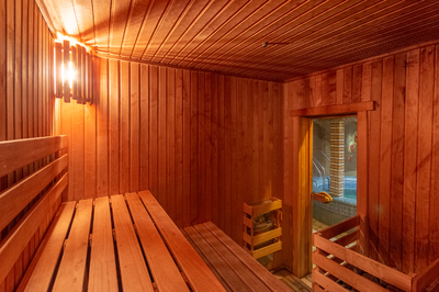 HOYA - a place for large and noisy companies reviews, bath/sauna Kyiv Pechersk district st. General Almazov, 2 (Kutuzov), photo, address with a travel card.