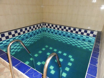 Sauna, bath Saunas of the hotel complex «Chervona Kalina» on the Dnieper, Kyiv reviews, photo, address - kievsauna.com Saunas of the hotel complex «Chervona Kalina» on the Dnieper reviews, bath/sauna Kyiv Desnyansky district Roman Shukhevych Avenue 7, Muromets Park (Northern Bridge), photo, address with a travel card.