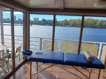 Sauna, bath Saunas of the hotel complex «Chervona Kalina» on the Dnieper, Kyiv reviews, photo, address - kievsauna.com Saunas of the hotel complex «Chervona Kalina» on the Dnieper reviews, bath/sauna Kyiv Desnyansky district Roman Shukhevych Avenue 7, Muromets Park (Northern Bridge), photo, address with a travel card.