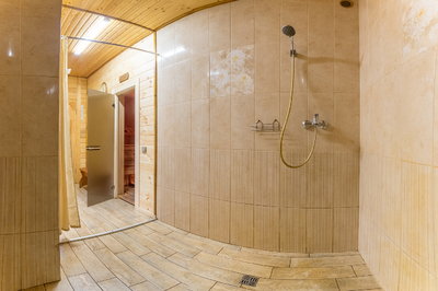 Firewood sauna «Friday» by the water reviews, bath/sauna Kyiv Obolonsky district St. Prirechnaya, 37, photo, address with a travel card.