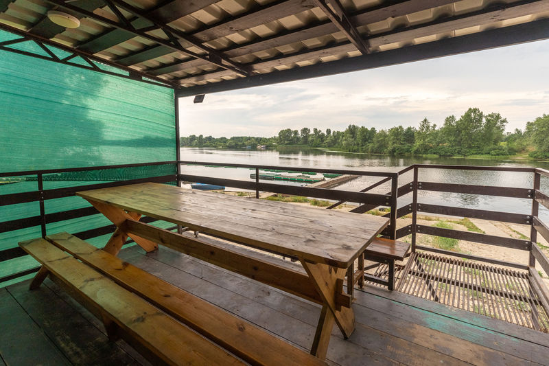 Firewood sauna «Friday» by the water reviews, bath/sauna Kyiv Obolonsky district St. Prirechnaya, 37, photo, address with a travel card.