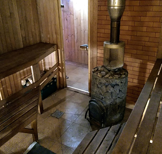 Firewood sauna «Friday» by the water reviews, bath/sauna Kyiv Obolonsky district St. Prirechnaya, 37, photo, address with a travel card.