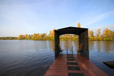 Firewood sauna «Friday» by the water reviews, bath/sauna Kyiv Obolonsky district St. Prirechnaya, 37, photo, address with a travel card.