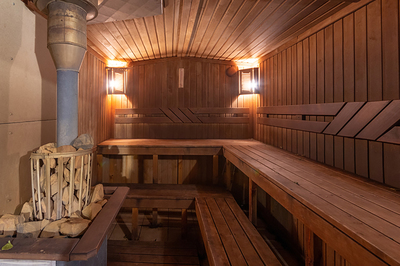 Firewood sauna «Friday» by the water reviews, bath/sauna Kyiv Obolonsky district St. Prirechnaya, 37, photo, address with a travel card.