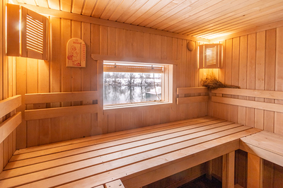 Firewood sauna «Friday» by the water reviews, bath/sauna Kyiv Obolonsky district St. Prirechnaya, 37, photo, address with a travel card.