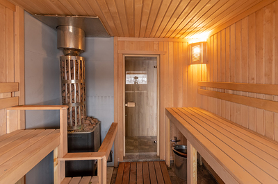 Firewood sauna «Friday» by the water reviews, bath/sauna Kyiv Obolonsky district St. Prirechnaya, 37, photo, address with a travel card.