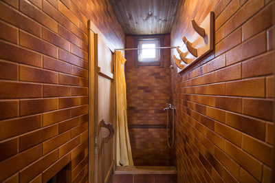 Sauna on the wood «Paradise lake» reviews, bath/sauna Kyiv Desnyansky district 7 km of the highway Kiev-Cellars (a couple of kilometers from Troyeshchyna), photo, address with a travel card.