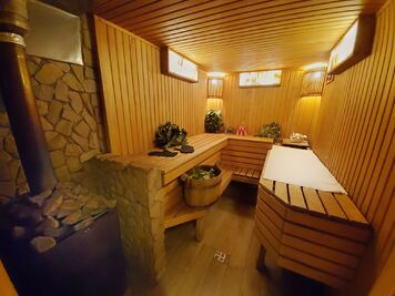 Баня на дровах на Черкасской відгуки, лазня/сауна Киев Шевченковский район ул. Черкасская, 12, фото, адреса з картою проїзду.