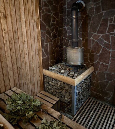 Wood-fired sauna «Gutsulochka» reviews, bath/sauna Kriukivshchyna  district With. Kryukovshchina, st. P. Orlika 22, photo, address with a travel card.