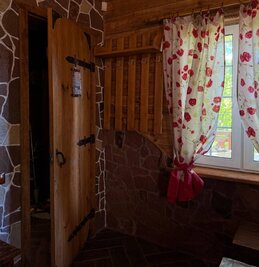 Wood-fired sauna «Gutsulochka» reviews, bath/sauna Kriukivshchyna  district With. Kryukovshchina, st. P. Orlika 22, photo, address with a travel card.