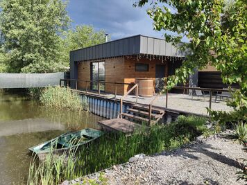 Sauna Lake House reviews, bath/sauna Kyiv Darnitsky district Kyiv, Osokorki-dachi (exact address by geolocation), photo, address with a travel card.
