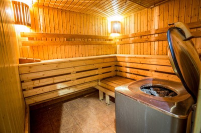 Sauna, bath Sauna on Veresneva, Kyiv reviews, photo, address - kievsauna.com Sauna on Veresneva reviews, bath/sauna Kyiv Darnitsky district st. Veresneva, 24, photo, address with a travel card.