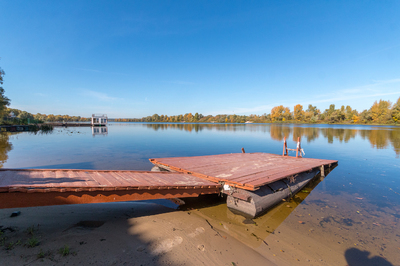 Баня на дровах «Причал» відгуки, лазня/сауна Киев Оболонский район пересечение ул. Героев Сталинграда и ул. Приречная спуск на залив Днепра Верблюд рыболовно-спортивная база ИЗУМРУДНАЯ, фото, адреса з картою проїзду.