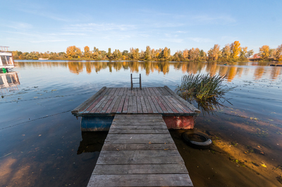 Баня на дровах «Причал» відгуки, лазня/сауна Киев Оболонский район пересечение ул. Героев Сталинграда и ул. Приречная спуск на залив Днепра Верблюд рыболовно-спортивная база ИЗУМРУДНАЯ, фото, адреса з картою проїзду.