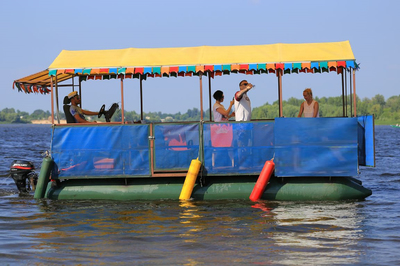 Баня на дровах «Причал» відгуки, лазня/сауна Киев Оболонский район пересечение ул. Героев Сталинграда и ул. Приречная спуск на залив Днепра Верблюд рыболовно-спортивная база ИЗУМРУДНАЯ, фото, адреса з картою проїзду.