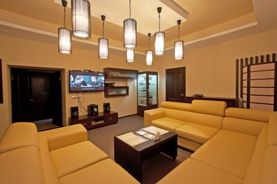 AROMA SAUNA de luxe / Aroma Sauna De Luxe reviews, bath/sauna Kyiv Shevchenko district St. Sich Riflemen 21, photo, address with a travel card.