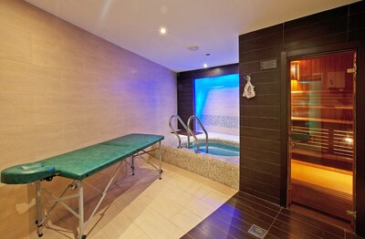 AROMA SAUNA de luxe / Aroma Sauna De Luxe reviews, bath/sauna Kyiv Shevchenko district St. Sich Riflemen 21, photo, address with a travel card.