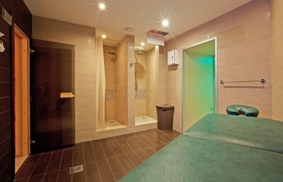 AROMA SAUNA de luxe / Aroma Sauna De Luxe reviews, bath/sauna Kyiv Shevchenko district St. Sich Riflemen 21, photo, address with a travel card.