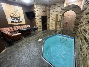 Hotel and recreation complex «Orchid» reviews, bath/sauna Kyiv   Podolsky district , photo, address with a travel card.