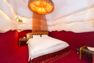 Bath and entertainment complex with professional karaoke Travel Club №1 in Kyiv reviews, bath/sauna Kyiv Dnieper  district ave. Sobornosti, 15, photo, address with a travel card.