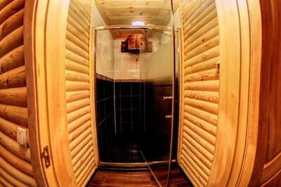 Bath complex «YAROSLAVSKYE Bath» reviews, bath/sauna Kyiv Dnieper  district vul. Sadova 206, budinok 14 (entrance from General Vatutina Avenue from the SKYMOL shopping center and from the new bridge, from the side of Podol), photo, address with a travel card.