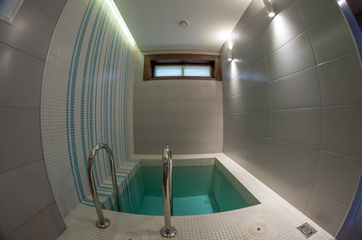 Банно-оздоровительный комплекс «Трипольское солнце» відгуки, лазня/сауна Подгорцы  район Киевская обл., 27 км Новообуховской трассы, с. Подгорцы, напротив Голубого озера (10 км от Киева), фото, адреса з картою проїзду.