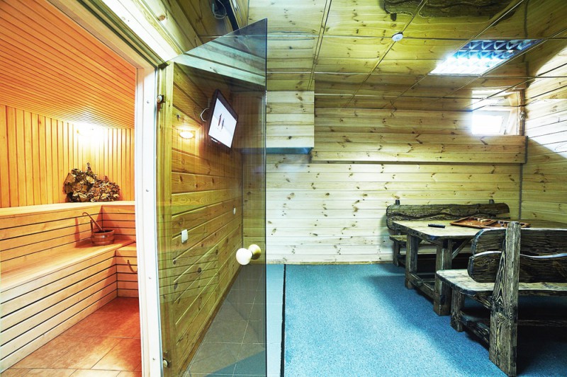 SPA Delta reviews, bath/sauna Kyiv Desnyansky district 60 rue Honore de Balzac, photo, address with a travel card.