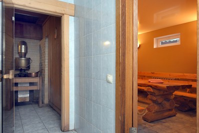 Firewood bath reviews, bath/sauna Kyiv Desnyansky district st. Puhovskaya, 4a, photo, address with a travel card.