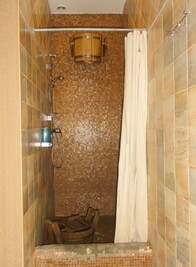 Entertainment complex «B-52» reviews, bath/sauna Kyiv Svyatoshinsky district Sofievskaya Borshchagovka, Pushkin St., 24-B, photo, address with a travel card.