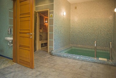 Entertainment complex «B-52» reviews, bath/sauna Kyiv Svyatoshinsky district Sofievskaya Borshchagovka, Pushkin St., 24-B, photo, address with a travel card.