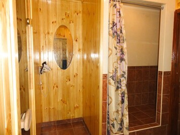 Сауна на Абрикосовой відгуки, лазня/сауна Киев Голосеевский район ул. Абрикосовая, 1 (на карте как ул. Чабановская, 21), фото, адреса з картою проїзду.